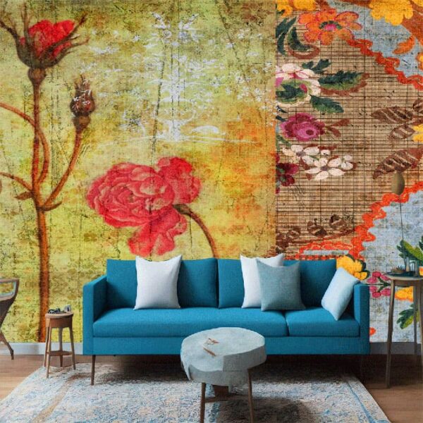 "Grunge Floral Wallpaper with Vintage Charm"